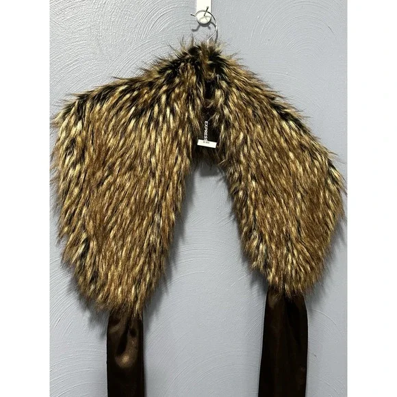 Express Faux Fur Shawl Scarf Wrap Luxury Dressy Classy - Picture 4 of 11